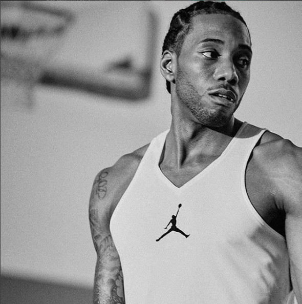 图赫尔：世界杯期间替补球员或待在更衣室，我们有勇气去争冠（图赫尔：世界杯阶段替补或留在更衣室，我们敢于向冠军发起冲击）