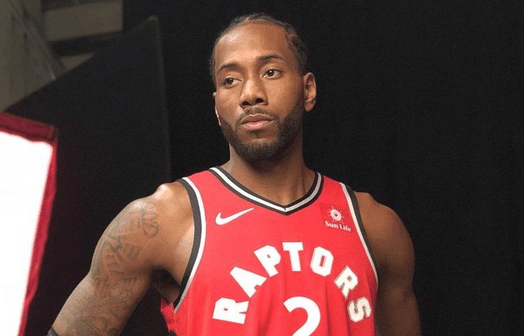 什么情况？西海岸男女足分别被处以转会禁令，但FIFA网站又说只适用于女足（疑云四起：西海岸男女足被禁转会，FIFA官网却称仅限女足）