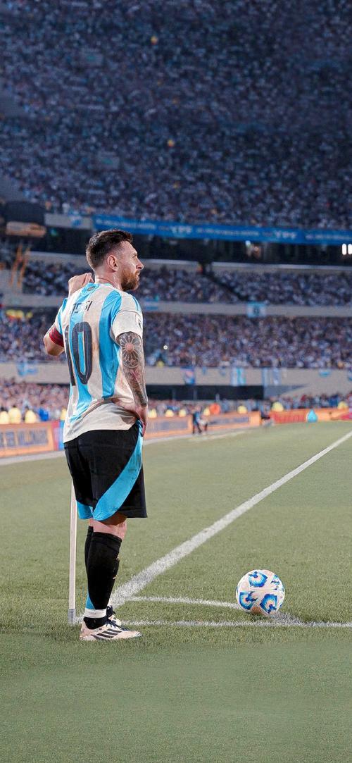 拜仁2025年至今德甲客场不败，距离队史第3次全年不败还差2场（2025年至今拜仁德甲客场零失利，距队史第三次全年不败仅差两场）