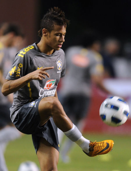 塞尔：贝蒂斯已敲定续约佩莱格里尼和伊斯科，未来几天将官宣（塞尔报道：贝蒂斯已与佩莱格里尼、伊斯科完成续约，官宣预计近日发布）