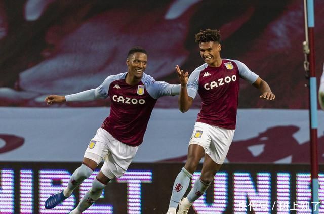 年轻后腰成长速度堪比开挂（年轻后腰的成长宛如火箭加速）