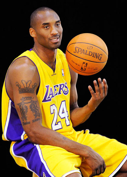 杜兰特连续得分，全队士气高涨（杜兰特连连得手，球队士气飙升）